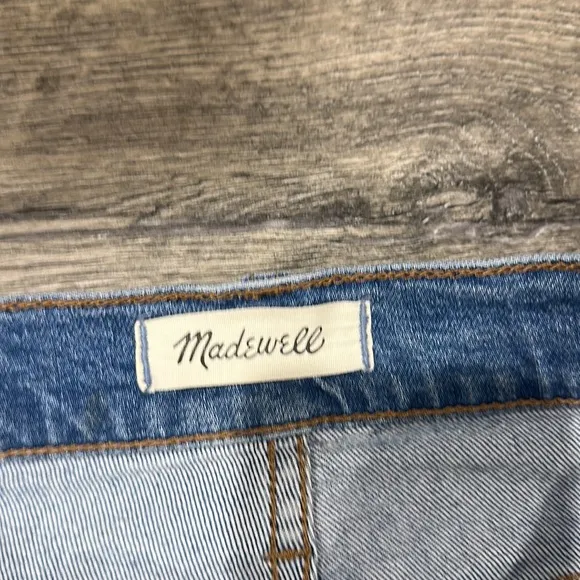 • Madewell • Women’s The Perfect Vintage Jean in Denman Wash Blue 25