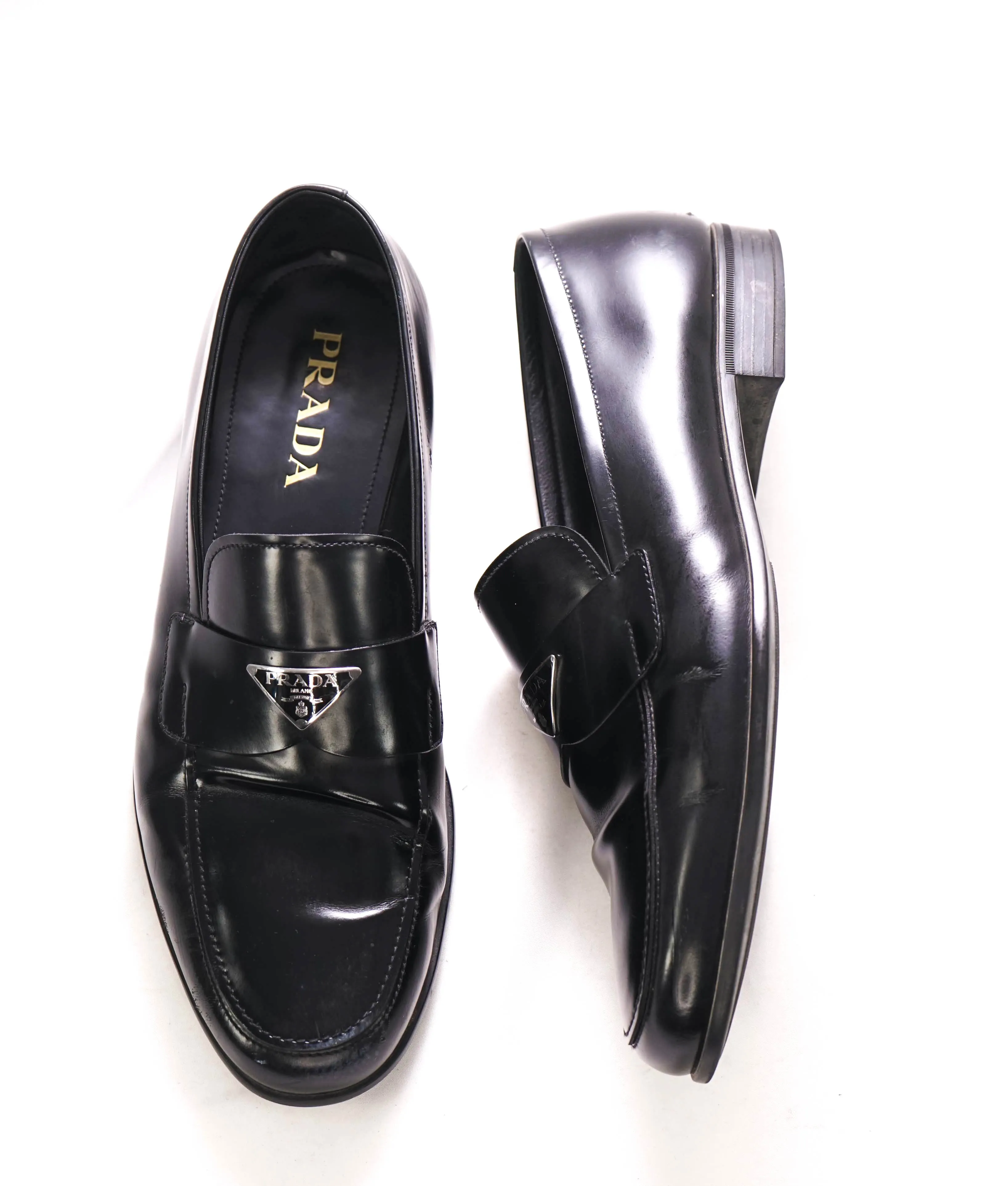 $950 PRADA - Black Patent Leather LOGO Loafers - 10.5 US (9.5 Prada)
