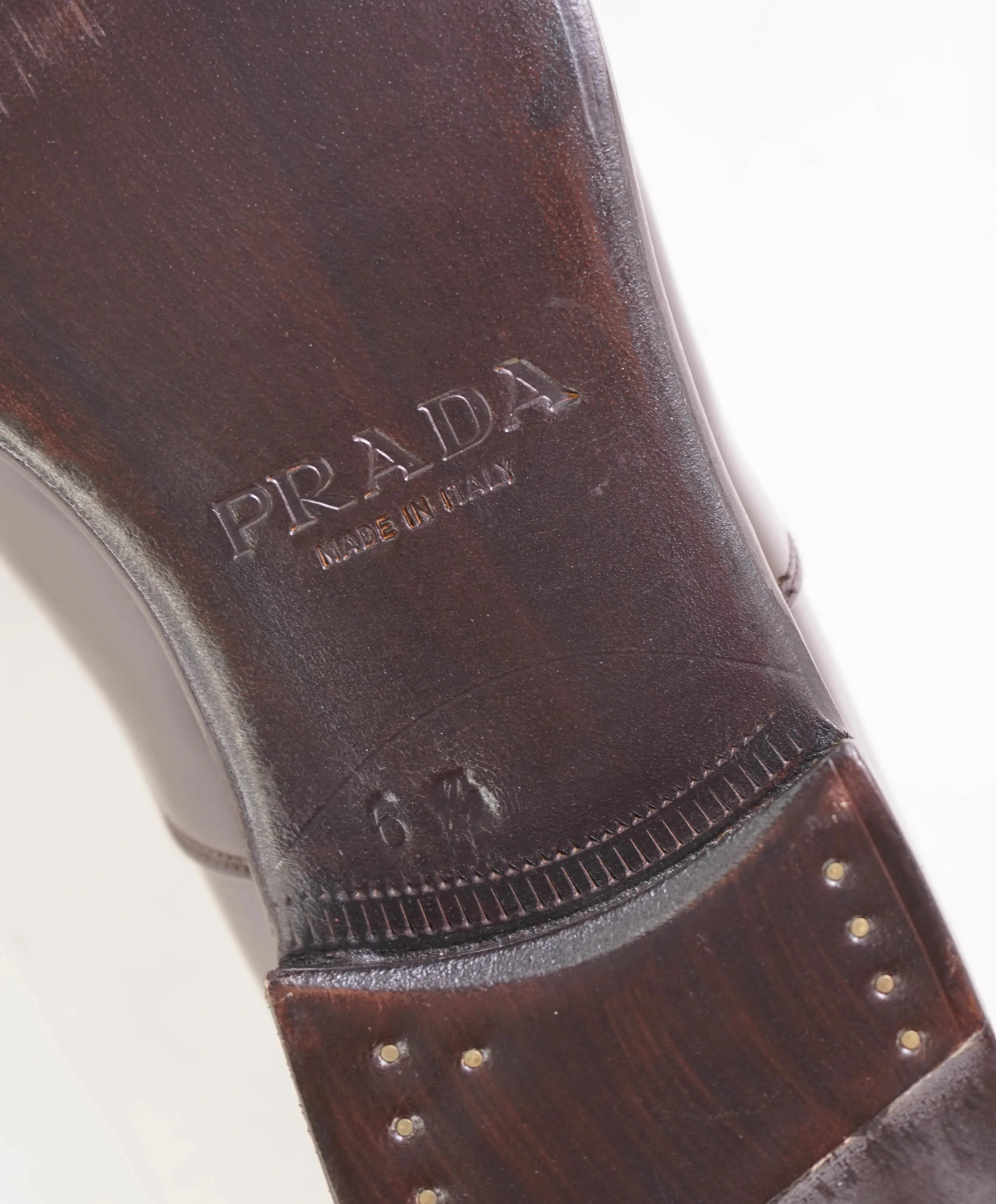 $950 PRADA - Brown Patent Leather Cap-Toe Loafers - 7.5 US (6.5 Prada)
