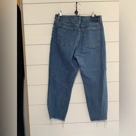 Abercrombie &amp; Fitch Women's High Rise Mom Jeans - Size 31/12S curve love