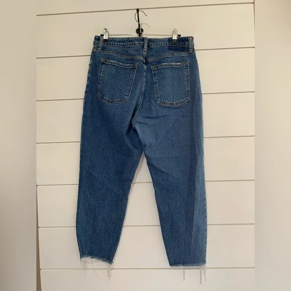 Abercrombie &amp; Fitch Women's High Rise Mom Jeans - Size 31/12S curve love