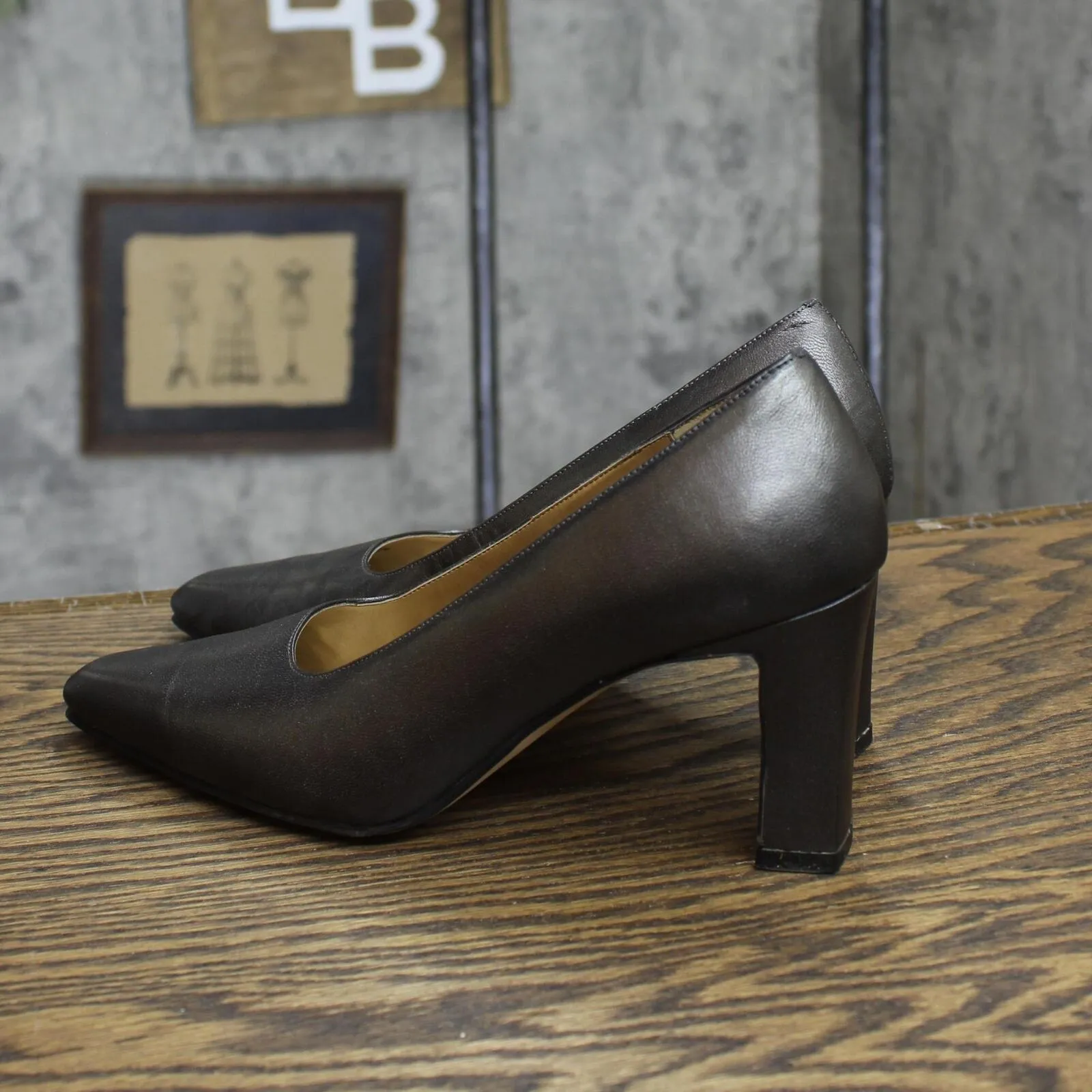 Ann Marino Womens Vintage Pump It Up Heels 16740eac6ea044 Gray 6M