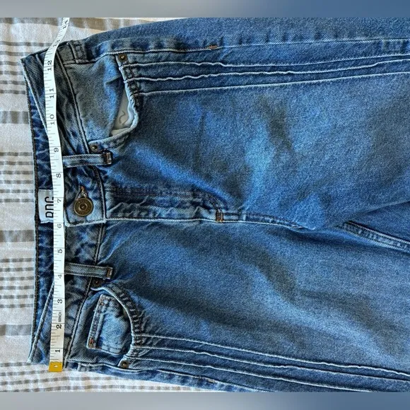 BDG Denim Mom Jeans Size 25 Urban Outfitters