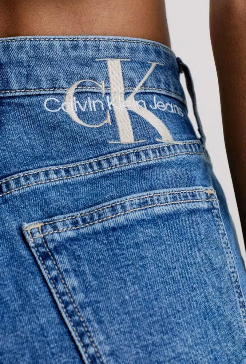 CALVIN KLEIN MOM JEANS