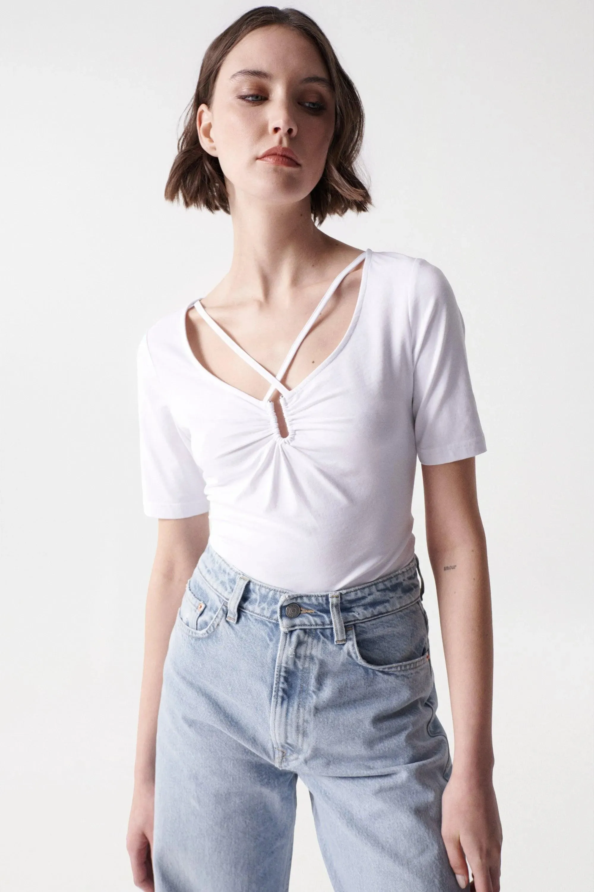 Camiseta Salsa Jeans de Mujer con Escote Asimétrico