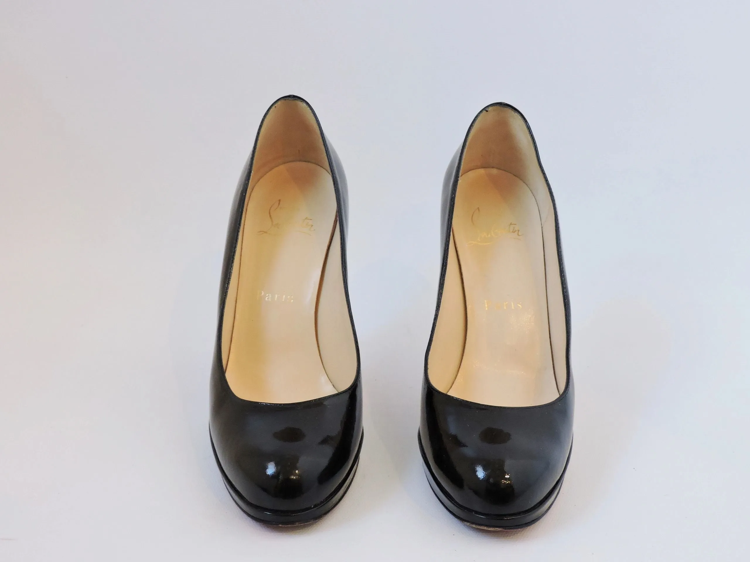 Christian Louboutin Simple Patent Pump Size 37 It (7 Us)