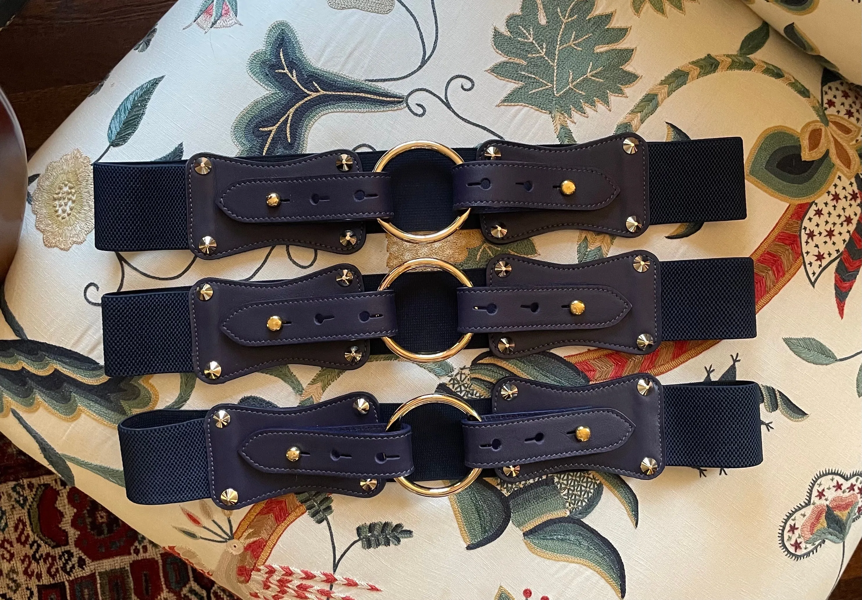 Claiborne Belt in Navy