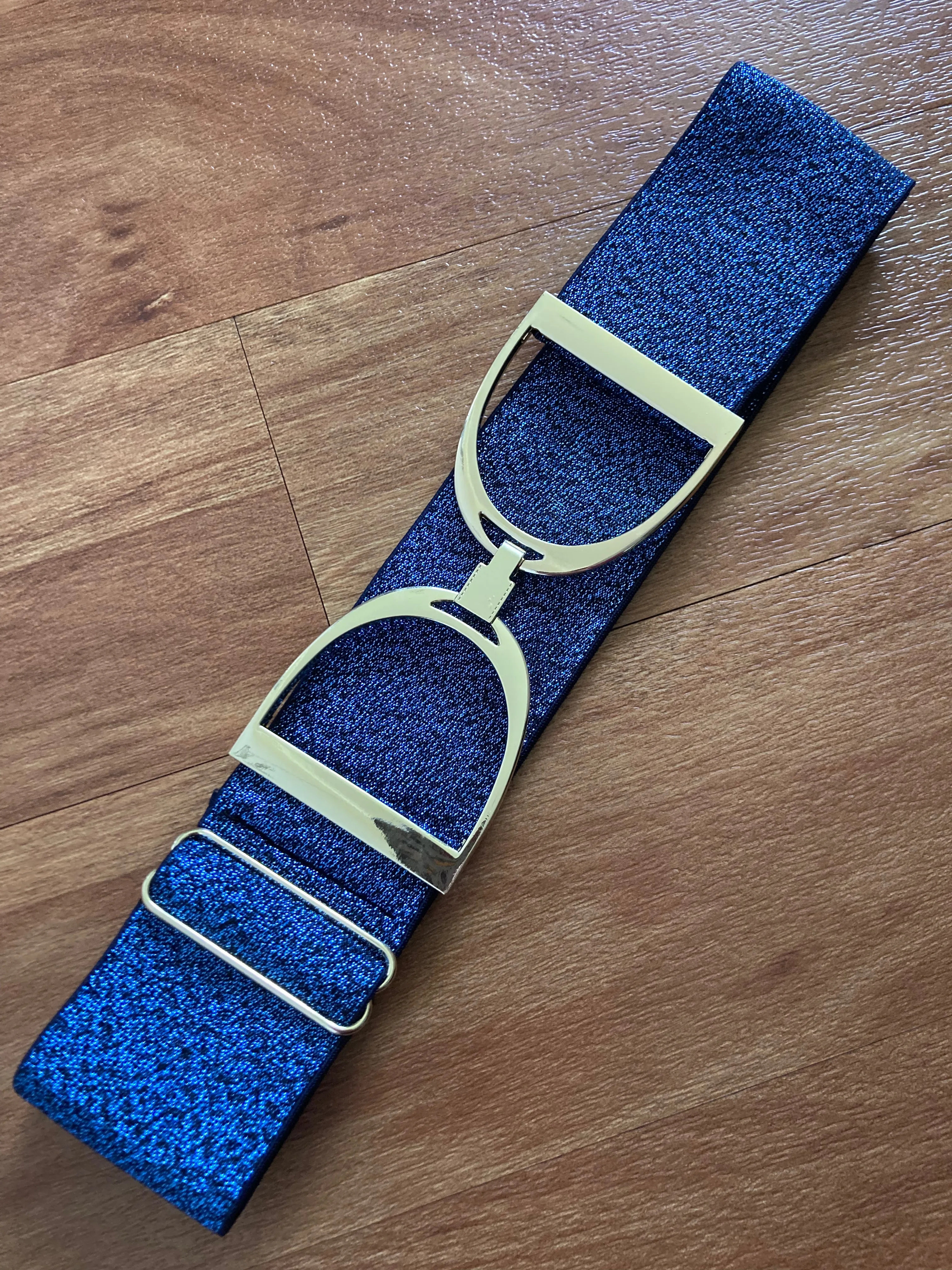 Classic Stirrup Clasp Belts