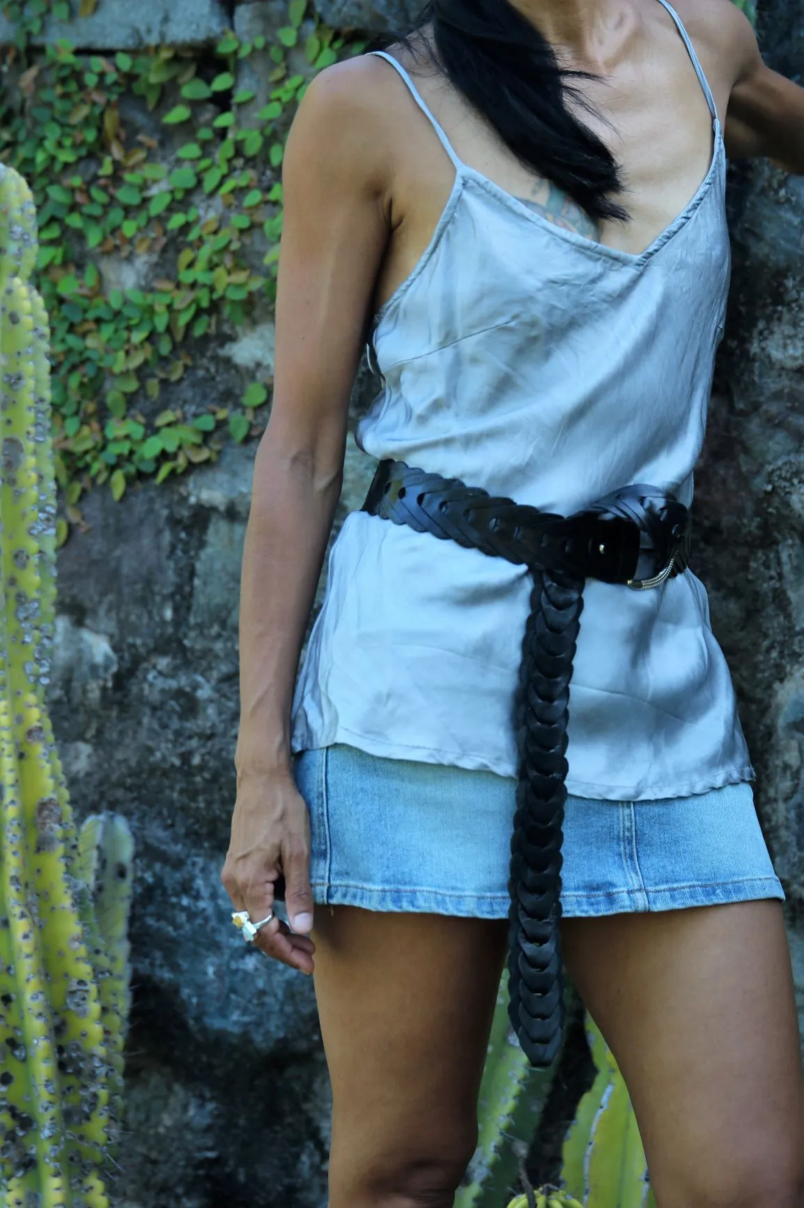 Cobra Chain Leather Belt/Horseshoe