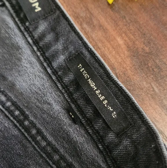 DENIM FORUM BLACK THE YOKO HIGH RISE SLIM JEANS #28