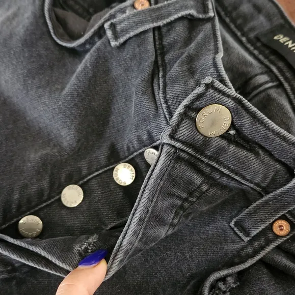 DENIM FORUM BLACK THE YOKO HIGH RISE SLIM JEANS #28