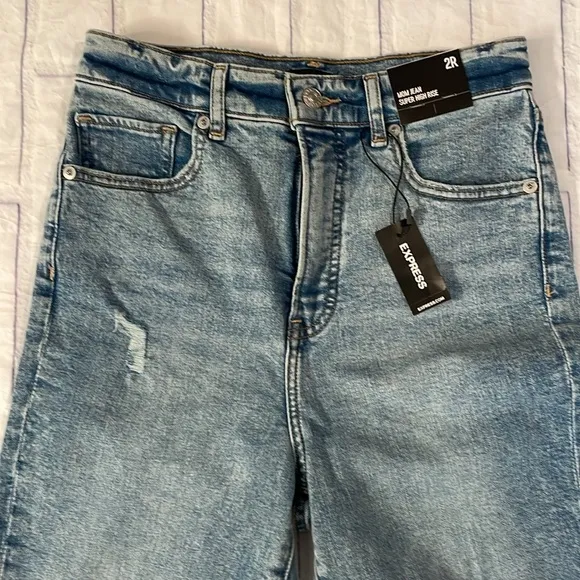 ♥️Express♥️Super High Rise Mom Jeans - Blue Size 2/R