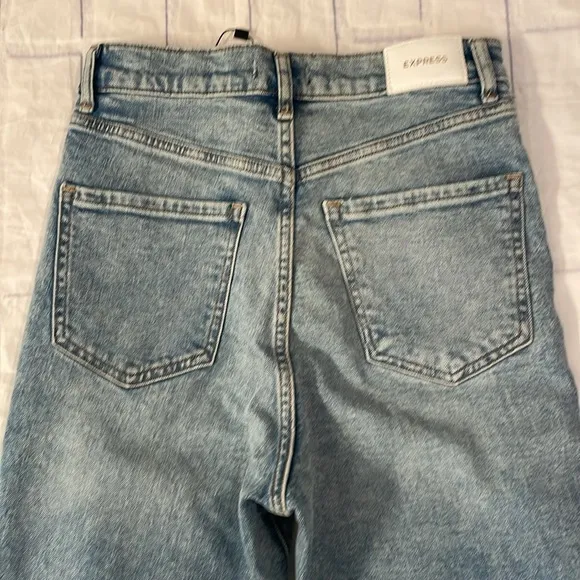 ♥️Express♥️Super High Rise Mom Jeans - Blue Size 2/R