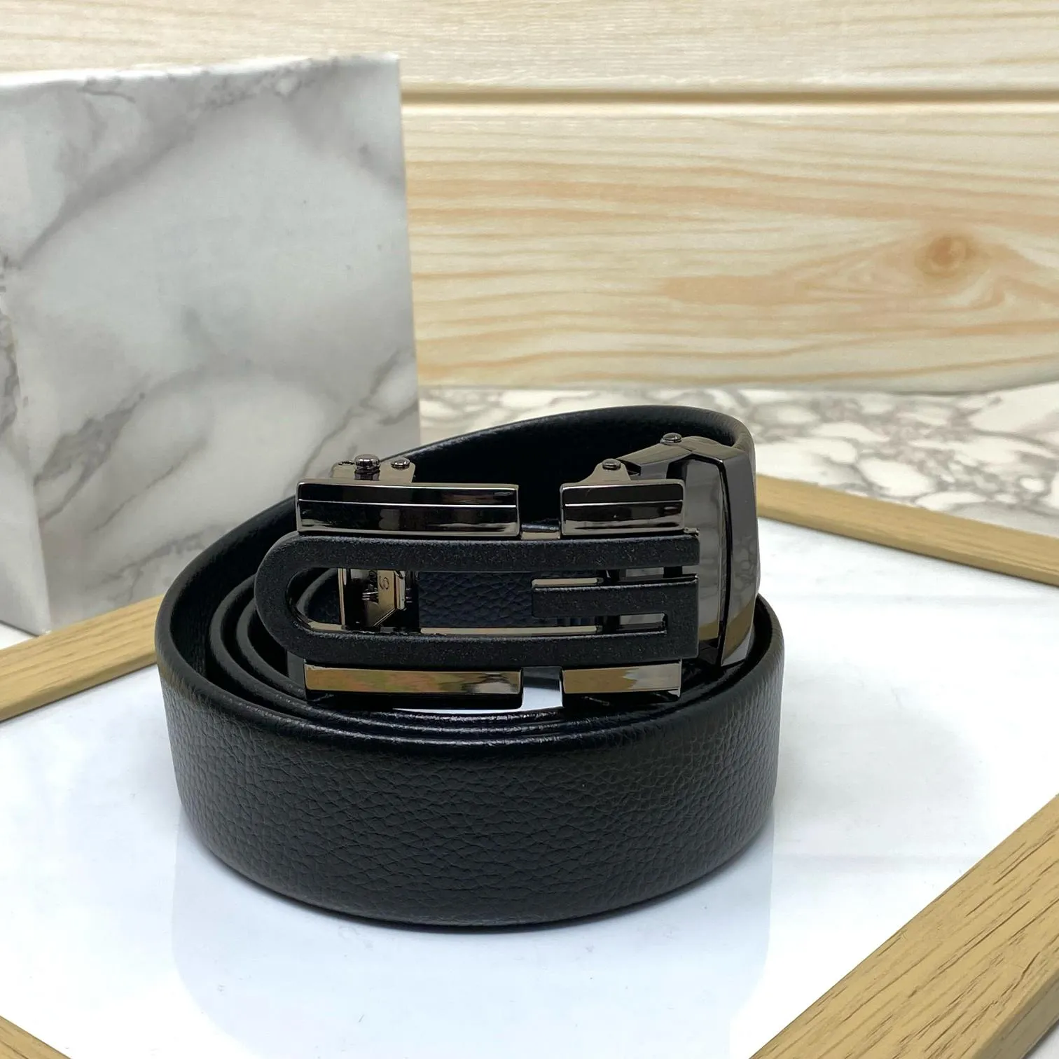 Fashionable Auto Lock Formal Belt With Adjustable Feature-UniqueandClassy