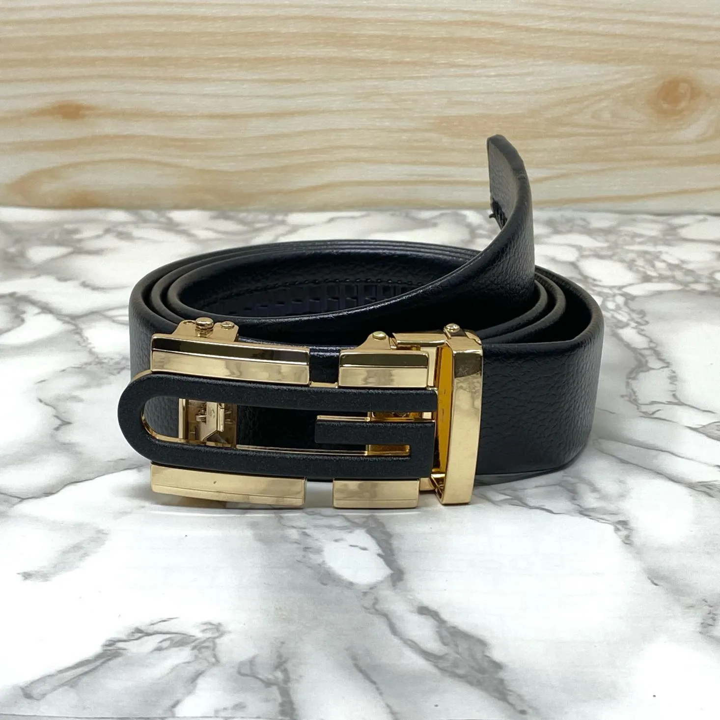 Fashionable Auto Lock Formal Belt With Adjustable Feature-UniqueandClassy