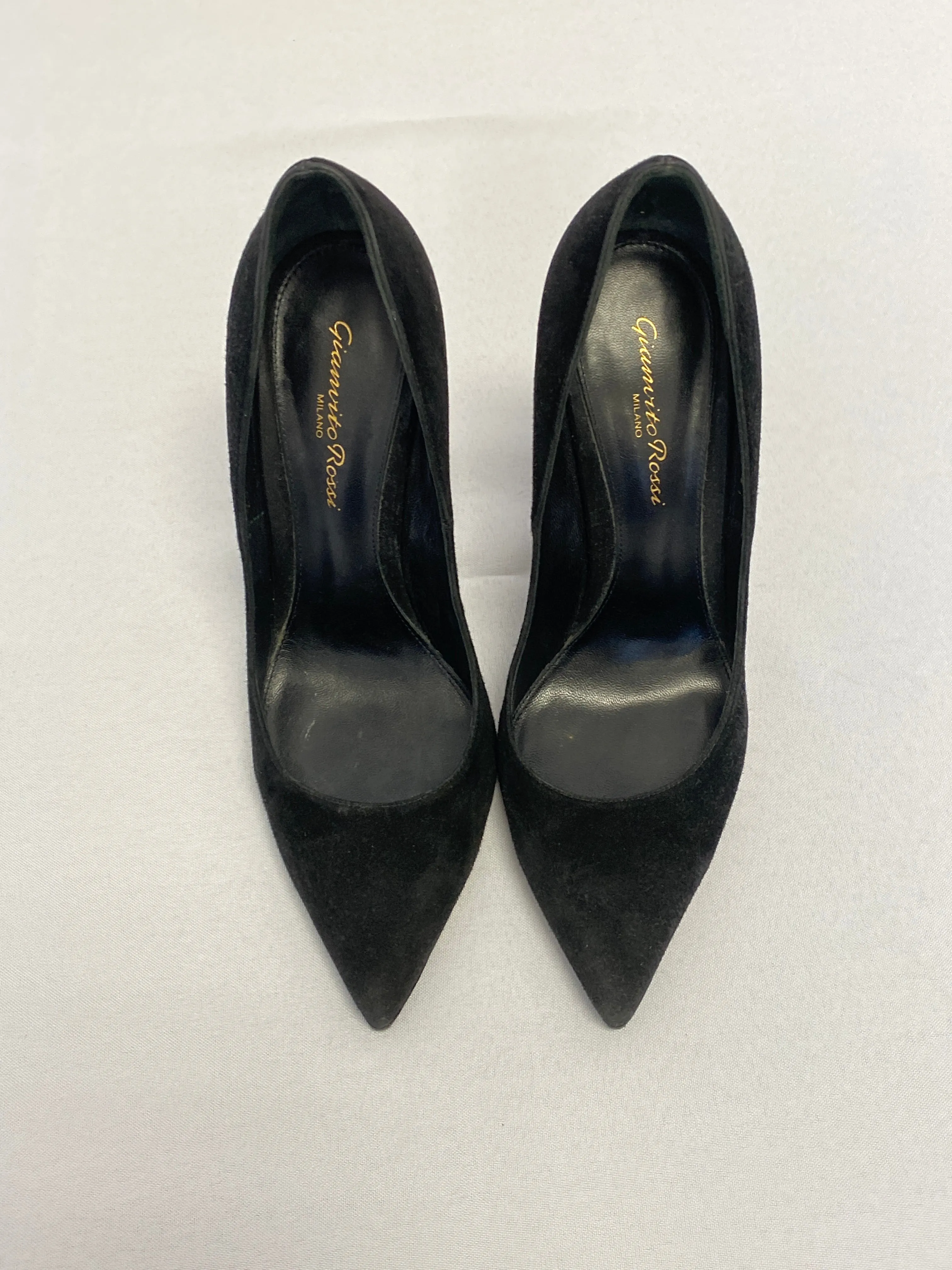 Gianvito Rossi Black Suede Pump
