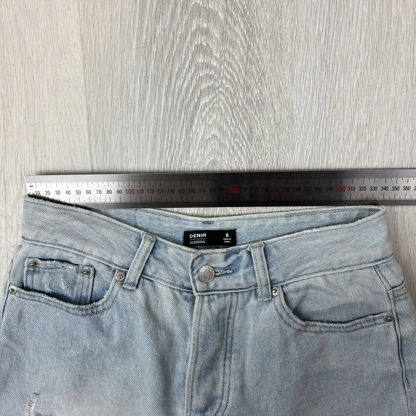 Glassons Womens Light Wash Distressed Mom Slim Jeans Size 8