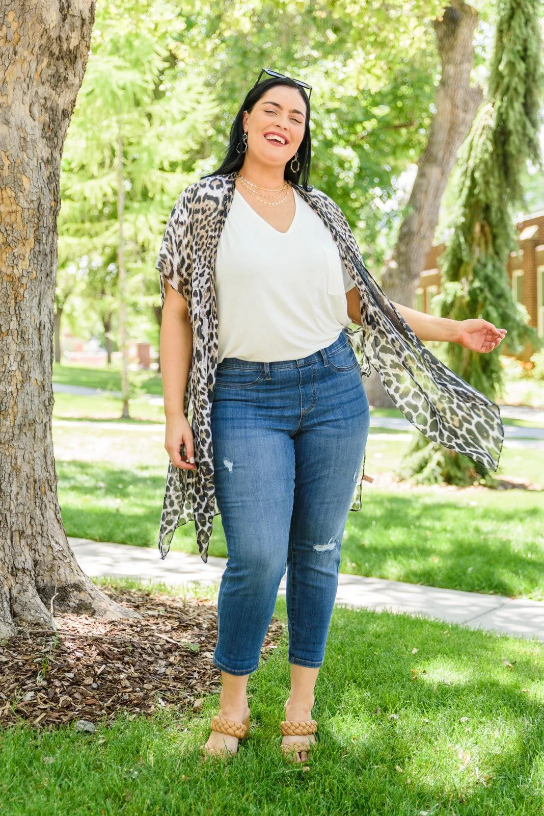 Hazel Blues® | Nikki Mid-Rise Destroyed Boyfriend Jeggings
