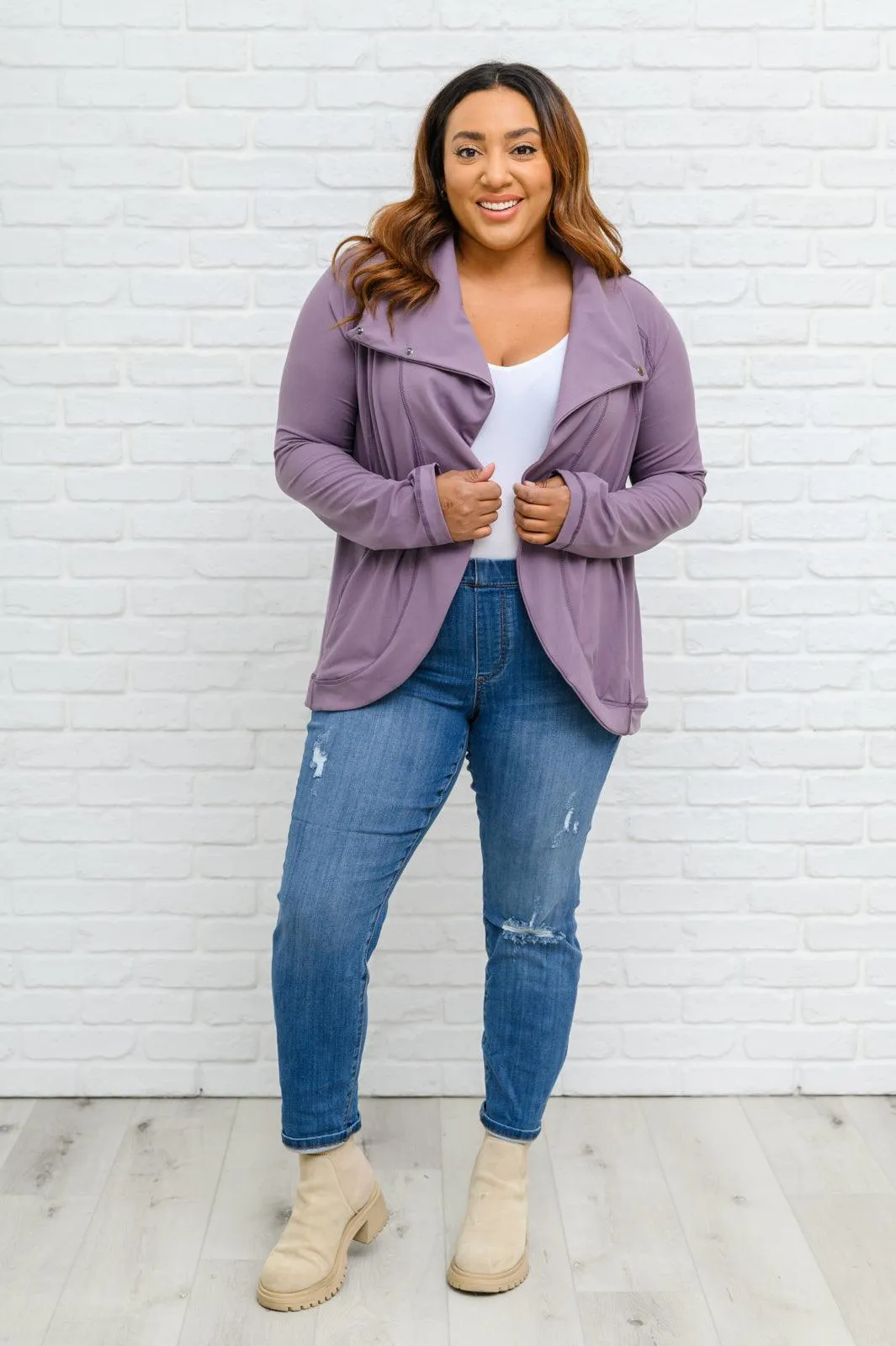 Hazel Blues® | Nikki Mid-Rise Destroyed Boyfriend Jeggings