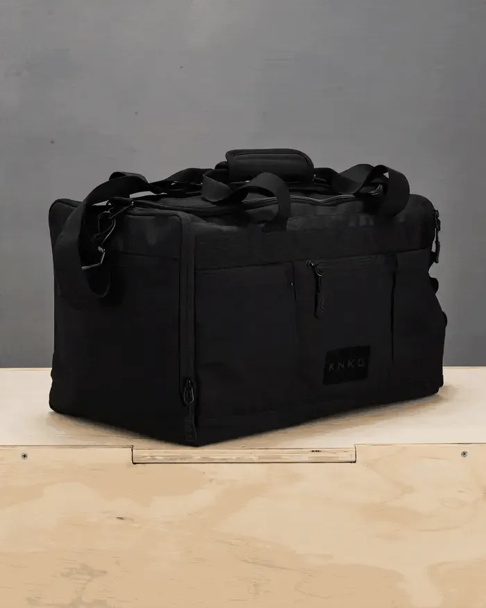 KNKG CORE DUFFEL | Zwart