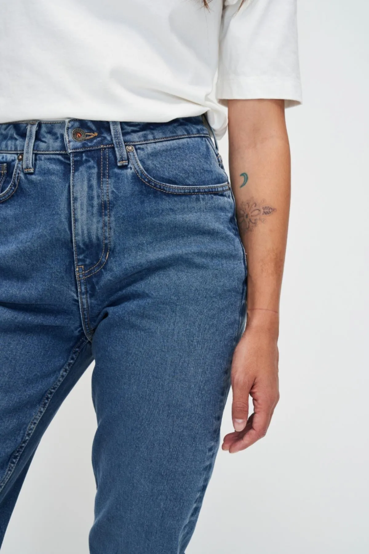 KUYICHI Jeans Nora Loose Tapered Worn Indigo