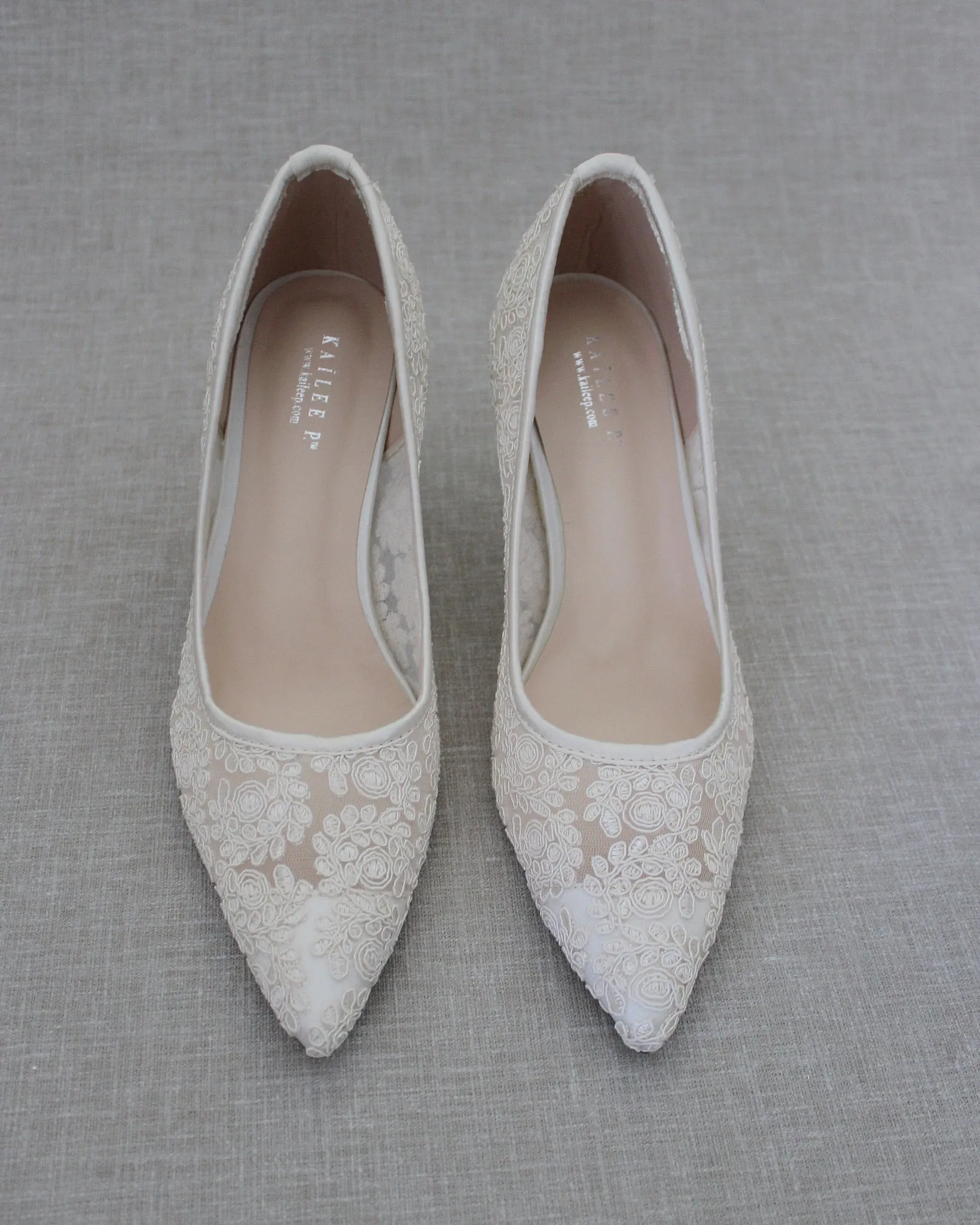 Lace Bridal Pump