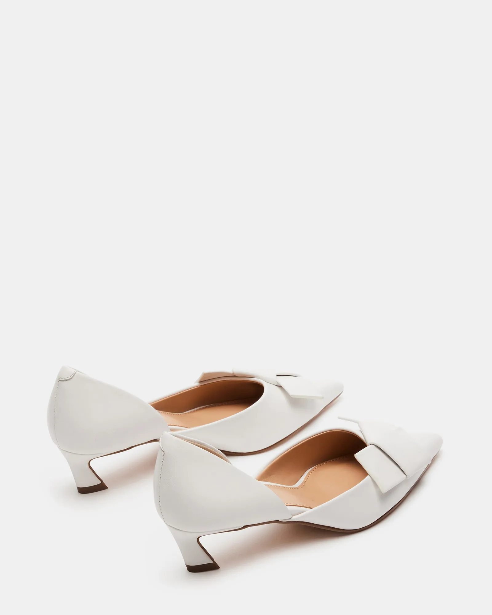 LAKOTA WHITE LEATHER
