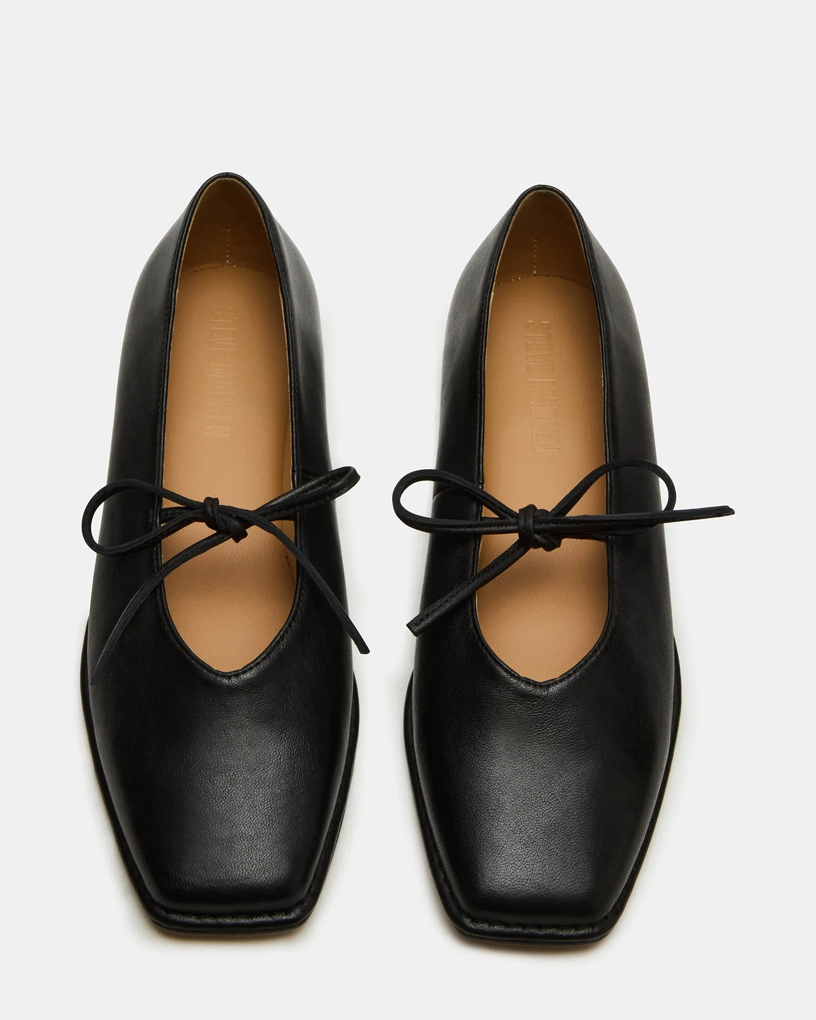 LOLA BLACK LEATHER