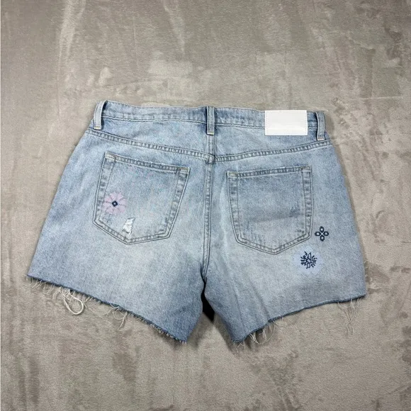 Lucky Brand 90s Midi Distressed Embroidered Floral Denim Blue Jeans Shorts 29