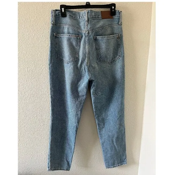 Madewell Women's The Mom Jeans Size 27 Melva Wash Style K9935 High Rise