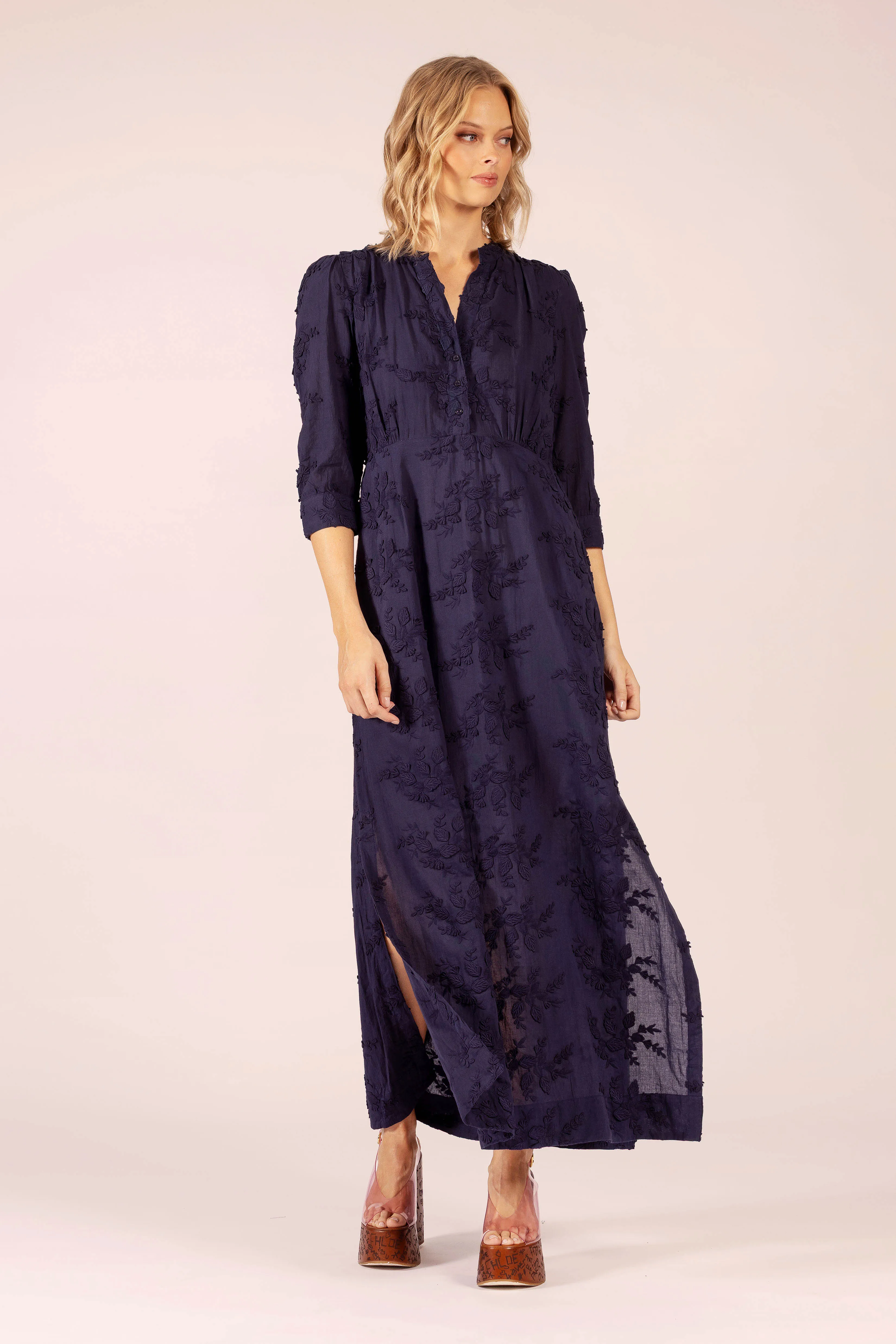 MARY COTTON EMBROIDERED ORIENT NAVY MAXI