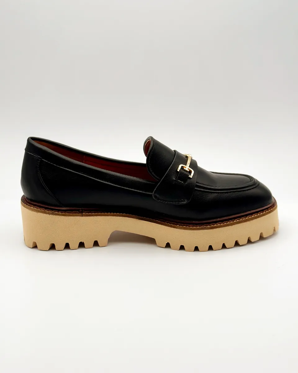 Megan Loafers in Black - Size 5.5
