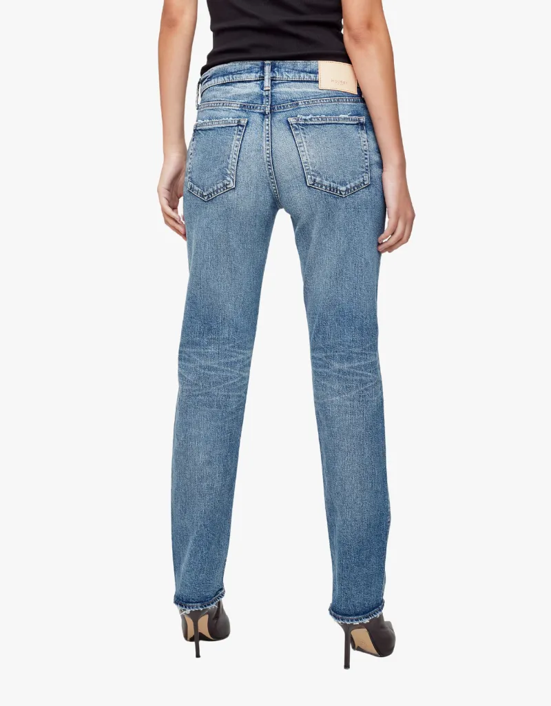 Moussy Vintage Linden Slim Straight Jeans in Light Blue