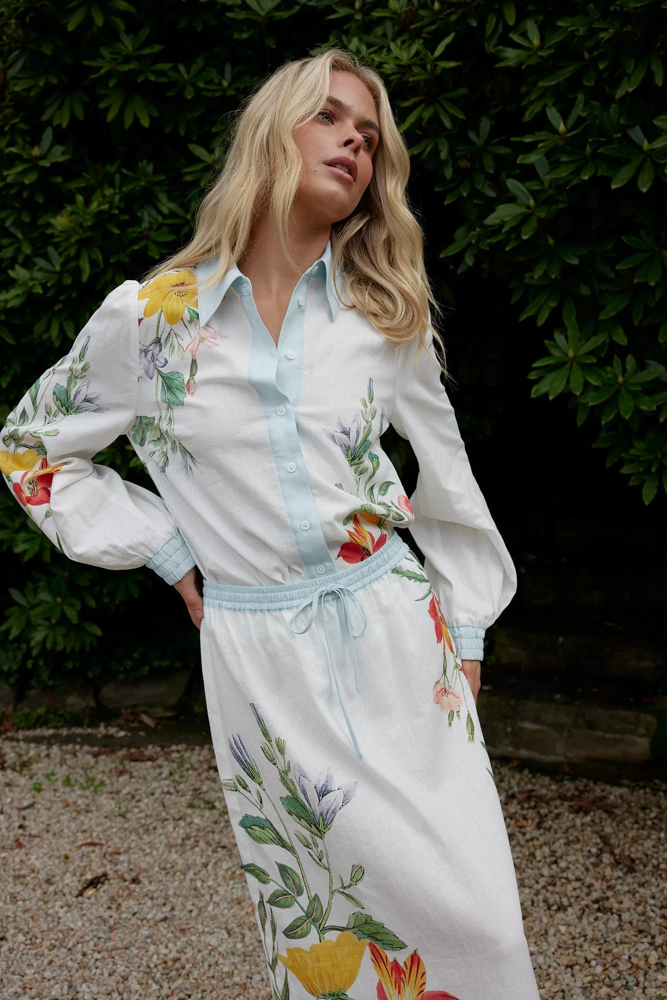 RAFFERTY SKIRT IN WHISPER FLEUR