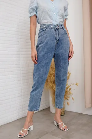 REGINA High-Waist Mom Jeans