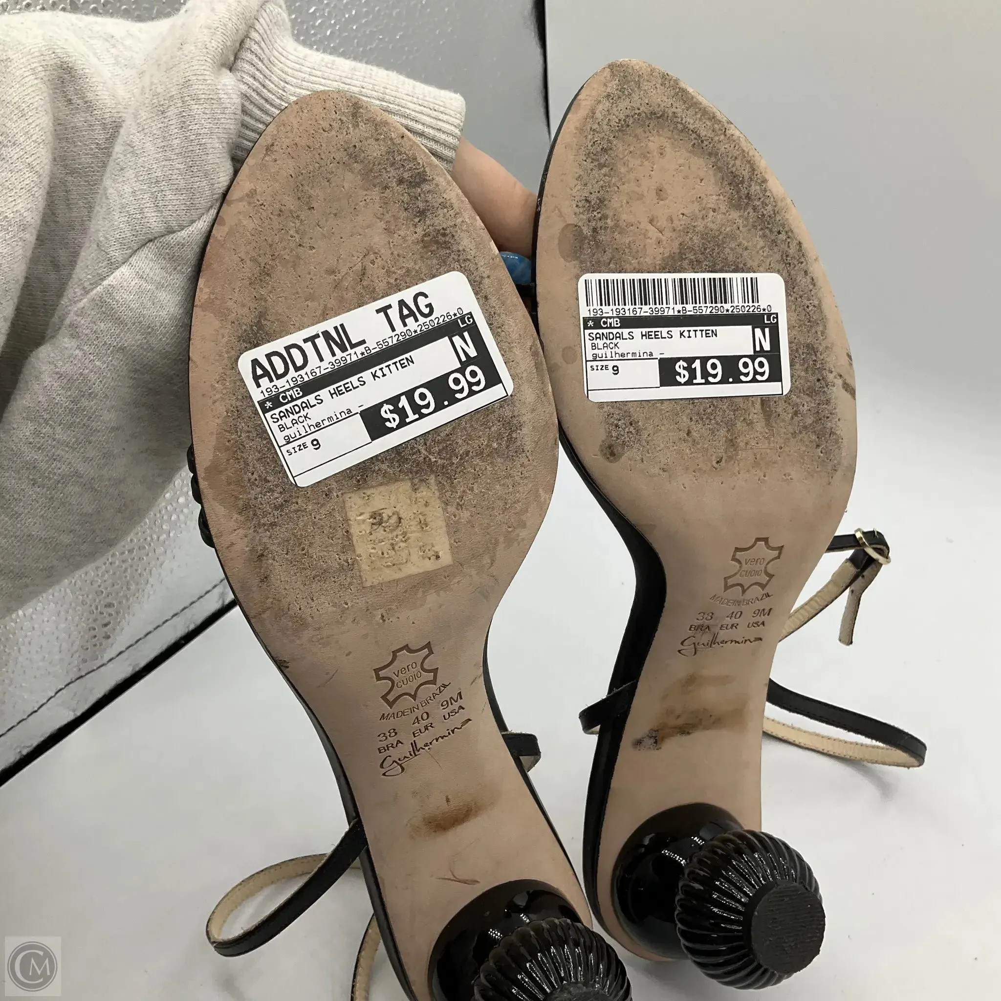 Sandals Heels Kitten By Cmb In Black, Size: 9