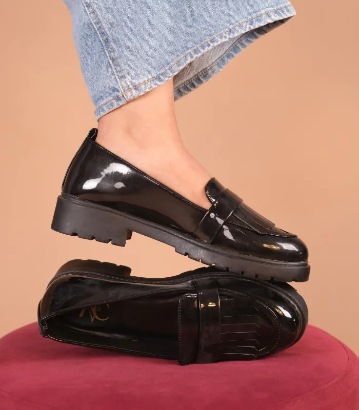 Shiny Fringe Chunkies Black Patent