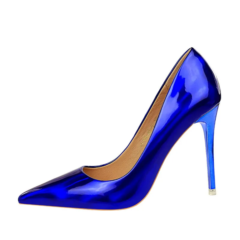 Stripper Scarpins Glossy Pumps
