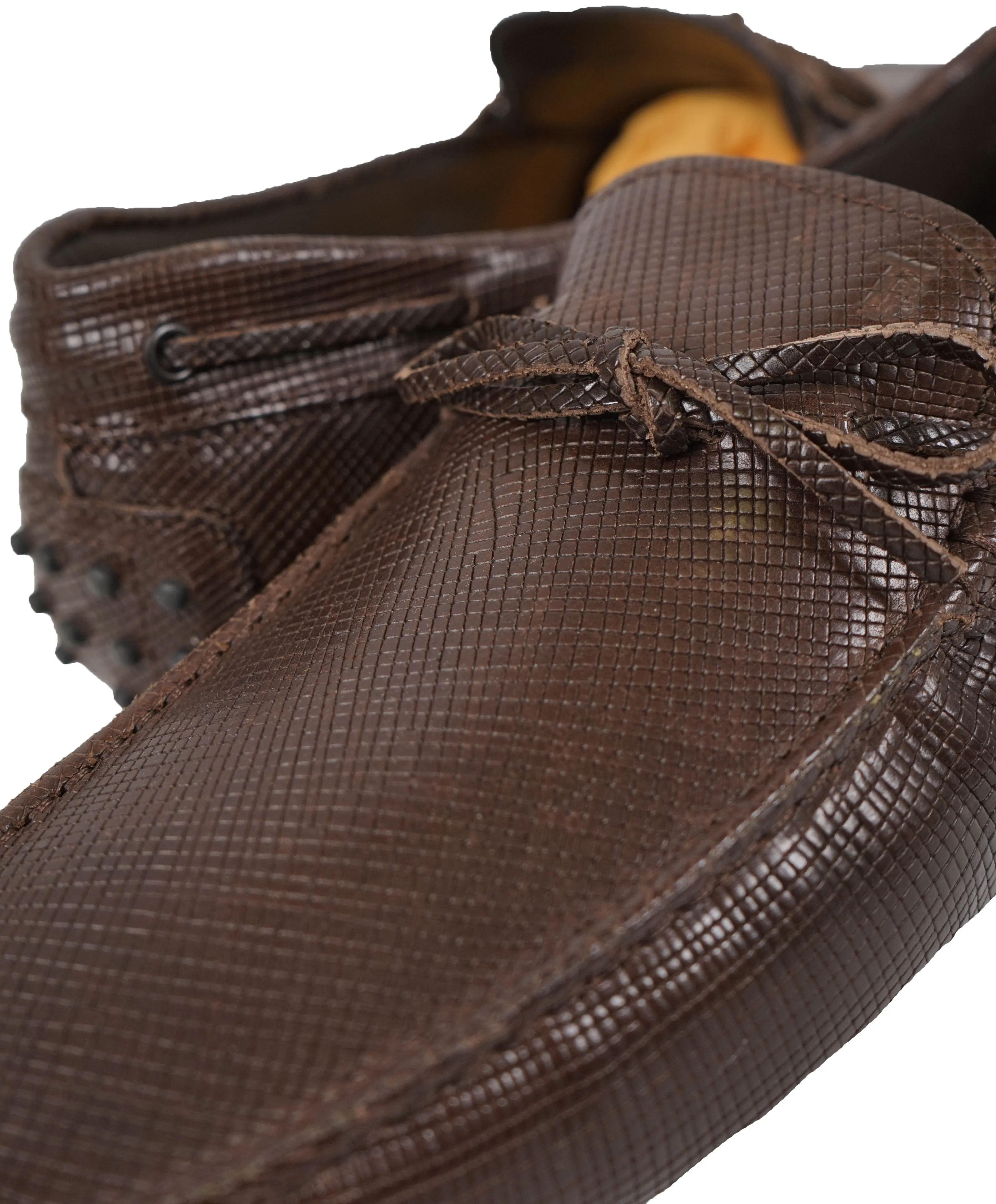 TOD’S - Brown Textured Knot Front Logo Leather “Laccetto Gommini” Loafers- 13