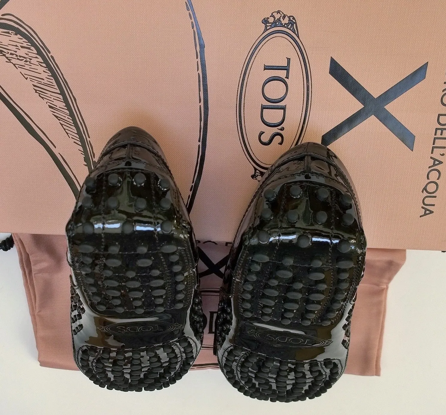 Tod's x Alessandro Dell'aqua Black Patent Patent Loafers sale shoes with velvet