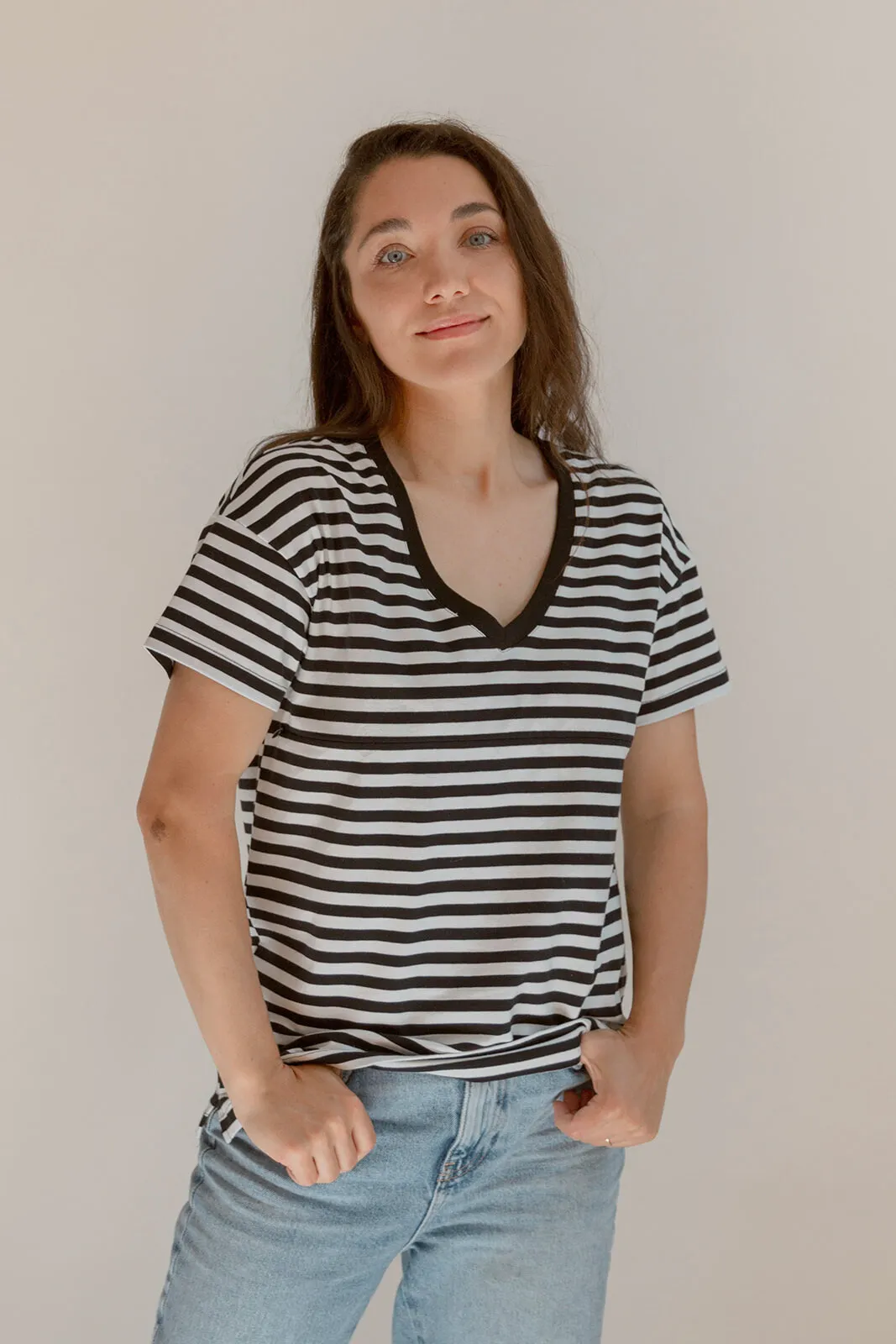 V-Neck Full Zip Breastfeeding Tee