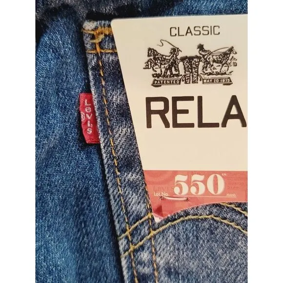 Vintage Levis 550 Relaxed Fit Tapered Leg Med Wash Mom Jeans, Misses 8 Medium