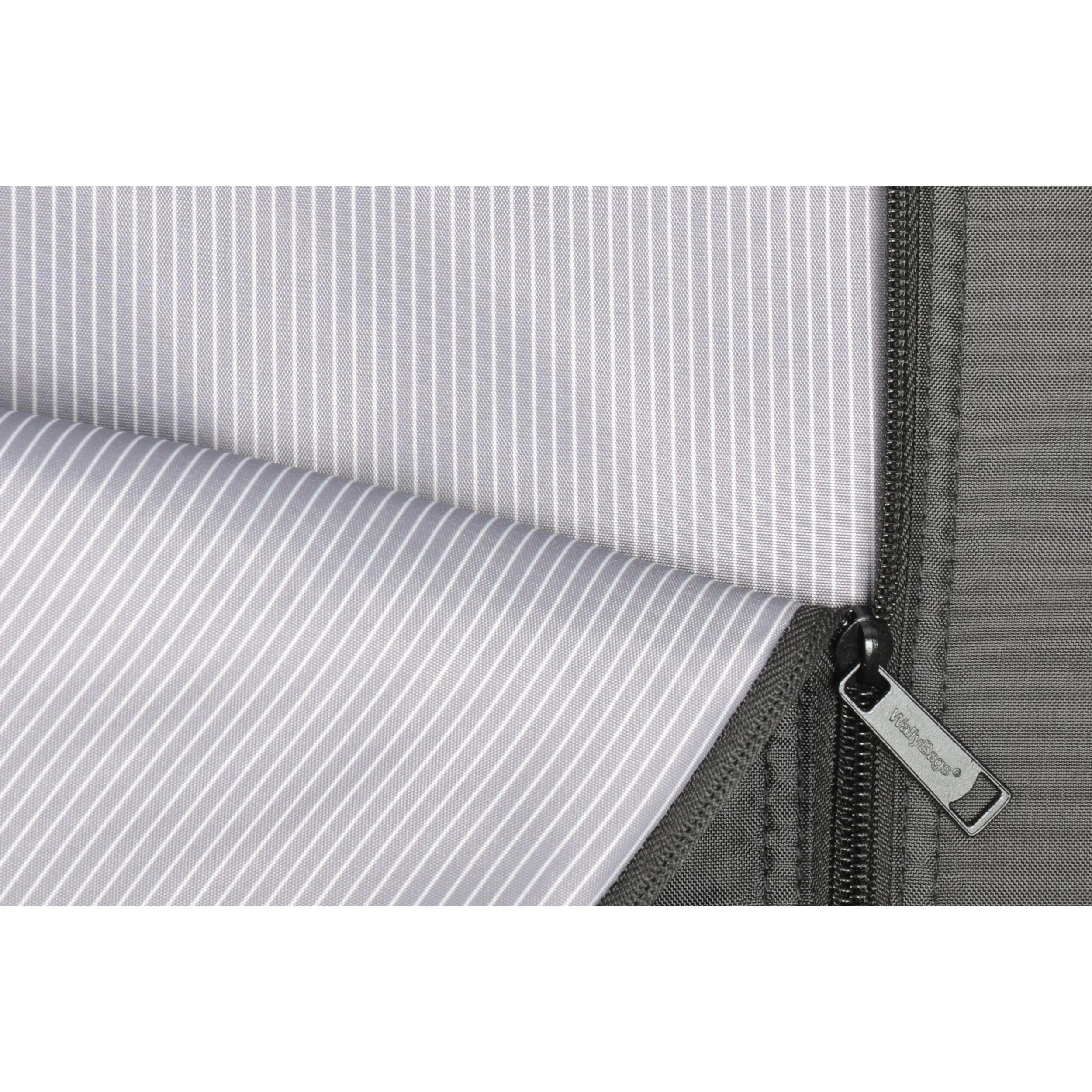 Wally Bags 60-inch Tri-Fold Garment Bag with Pocket