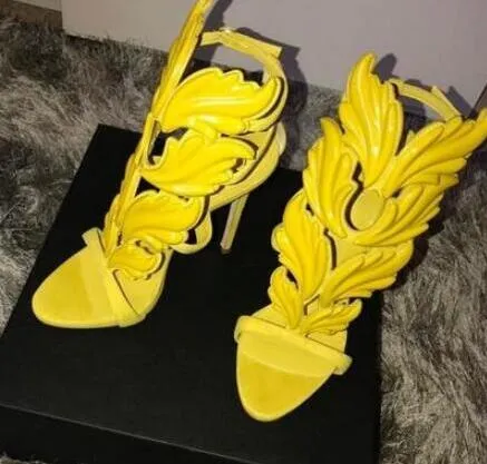 Wing Strap Ankle Strap Shoes