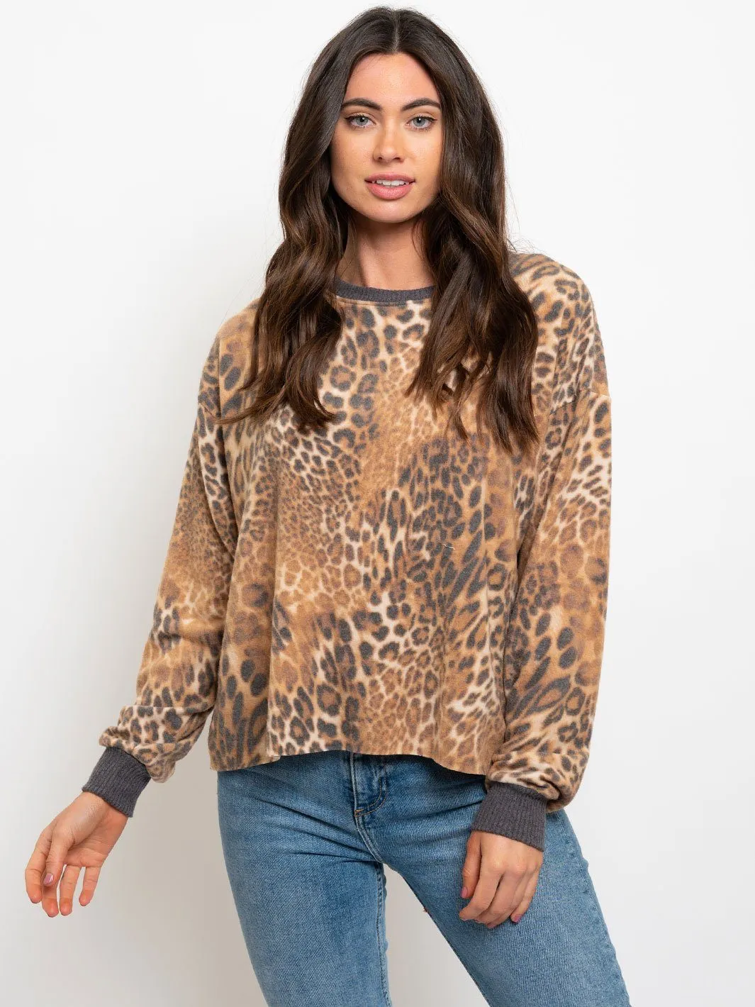 WOMEN'S ANIMAL PRINT LONG SLEEVE TOP