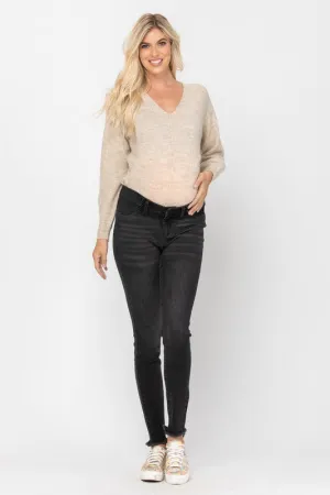 Women's Black Plus Size under the bump skinny leg maternity jeans with frayed ankles