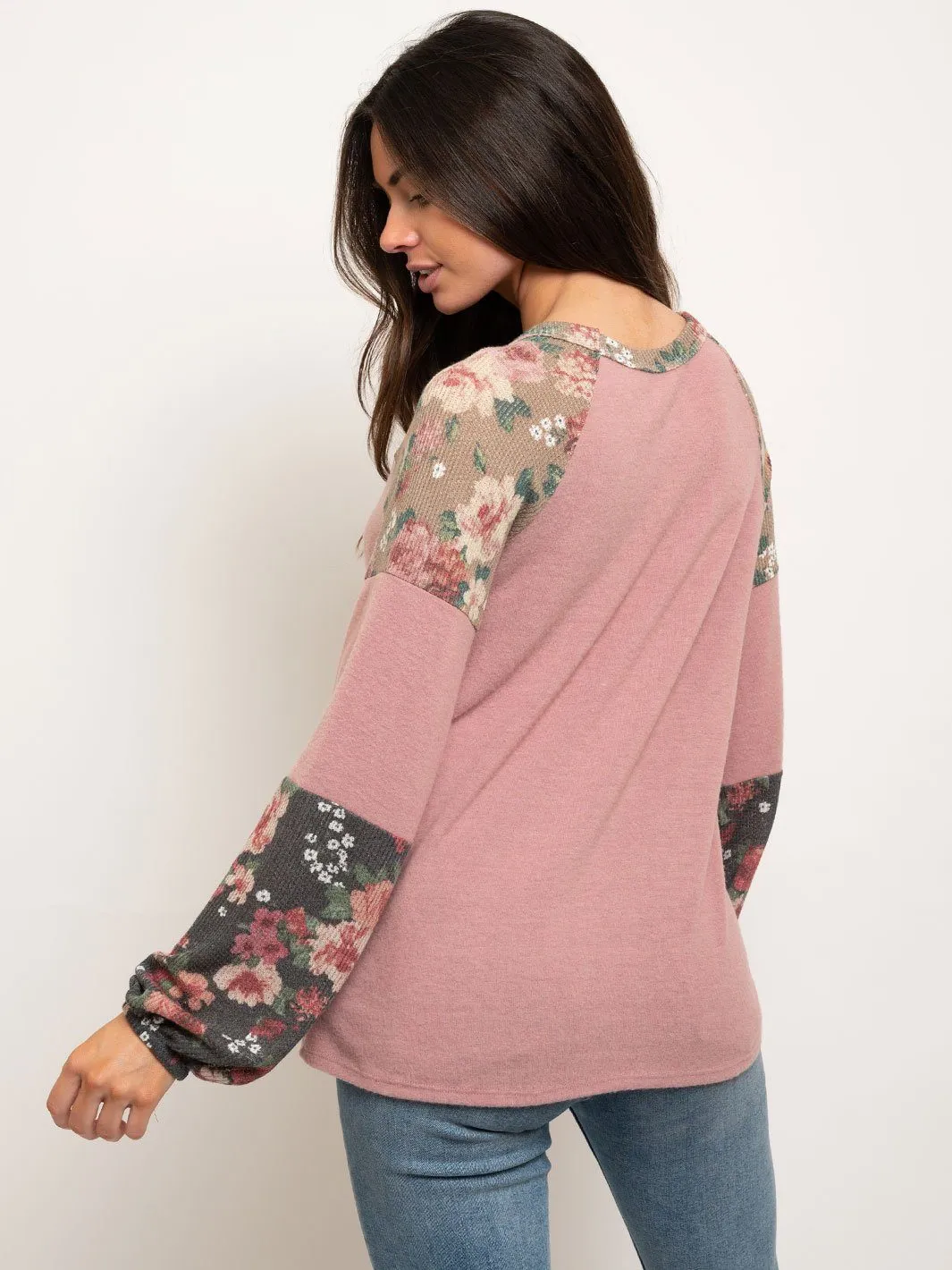 WOMEN'S LONG SLEEVE FLORAL TOP