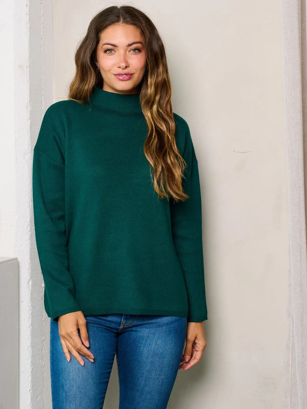 WOMEN'S LONG SLEEVE MOCK NECK SOLID TOP