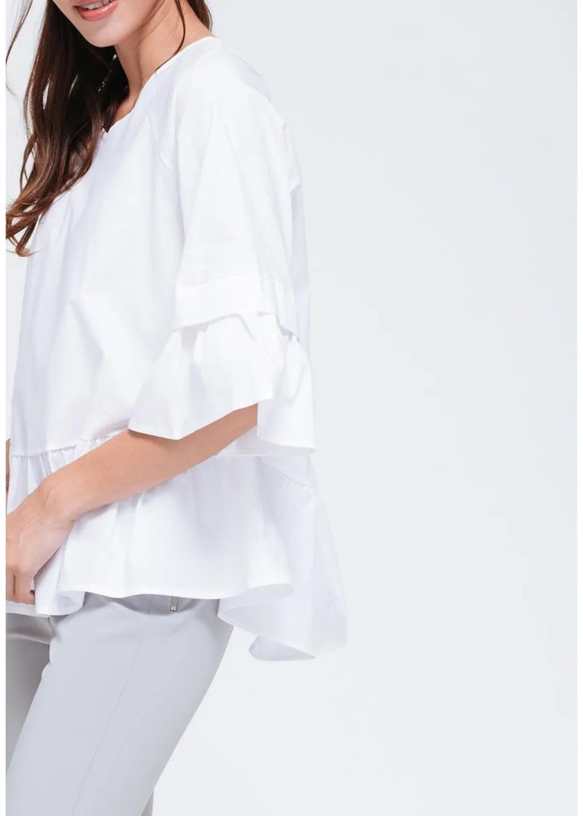 Women's Ruffle Hem Crew Neck Top In White