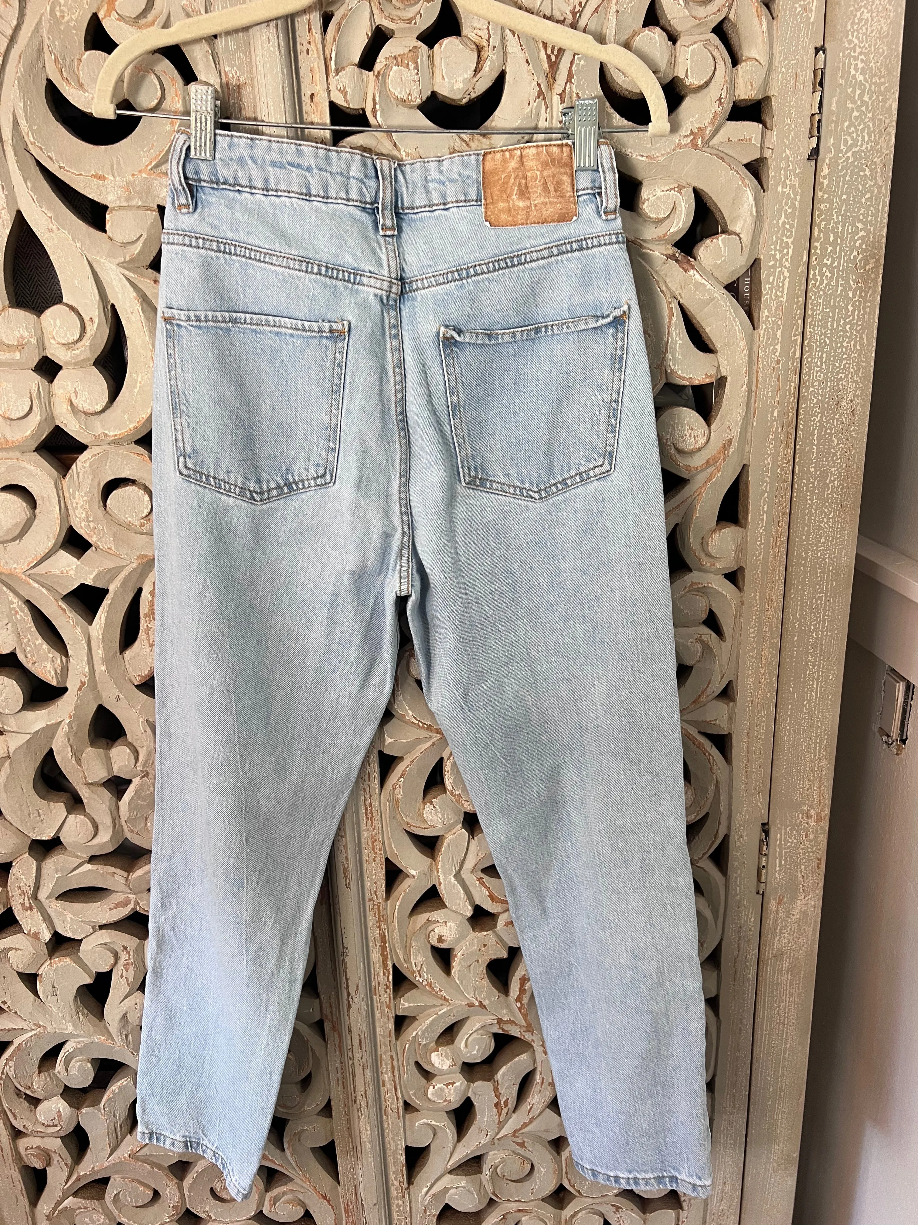 ZARA Jeans Size 4 (RESTYLE)